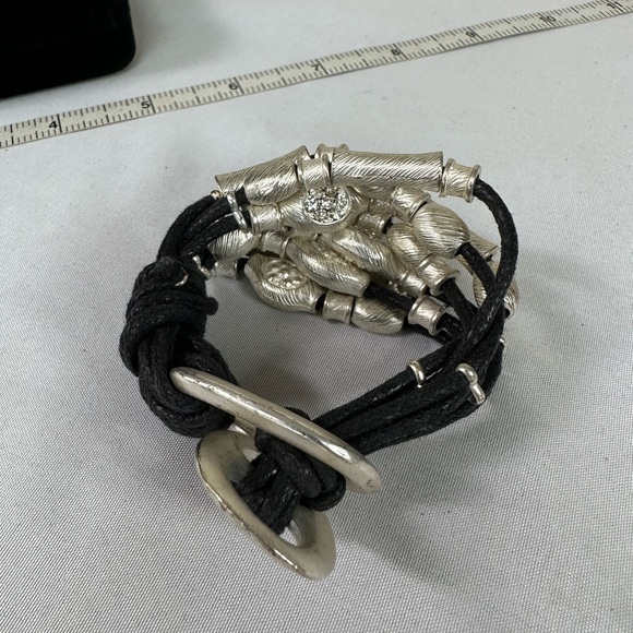 Unique braided silvertone bead rhinestone bracelet - Picture 6 of 7